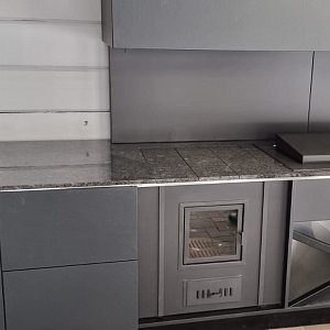 Столешница зоны барбекю из гранита Steel Grey